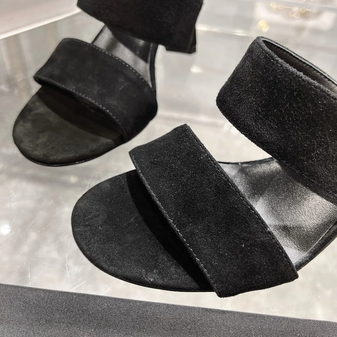 Босоножки Женские Chanel 23419