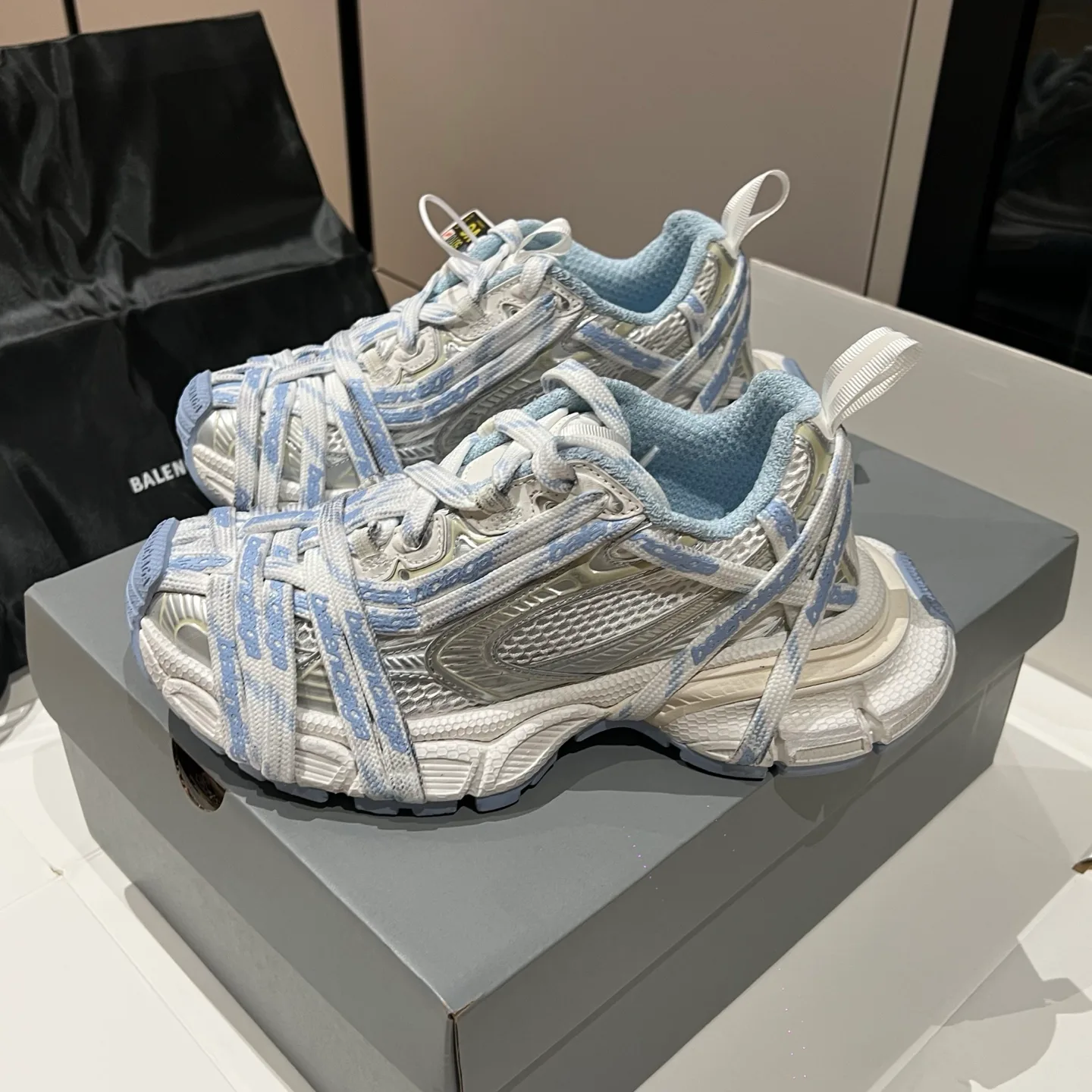 Кроссовки Женские Balenciaga 20141702
