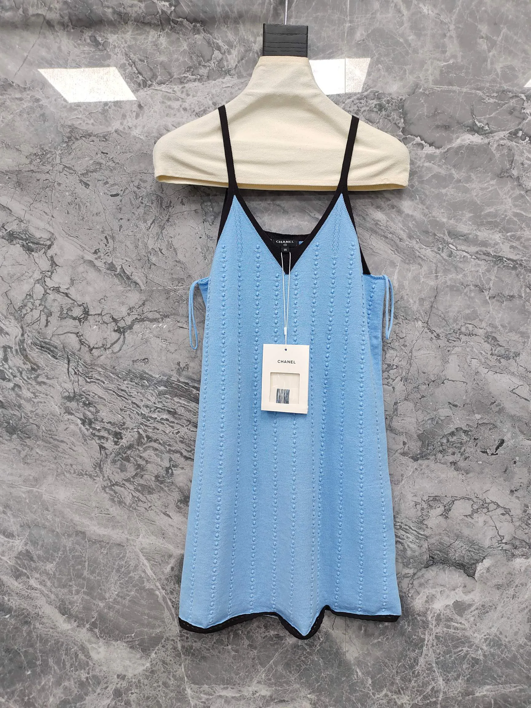 Платья Женские Chanel 10035994