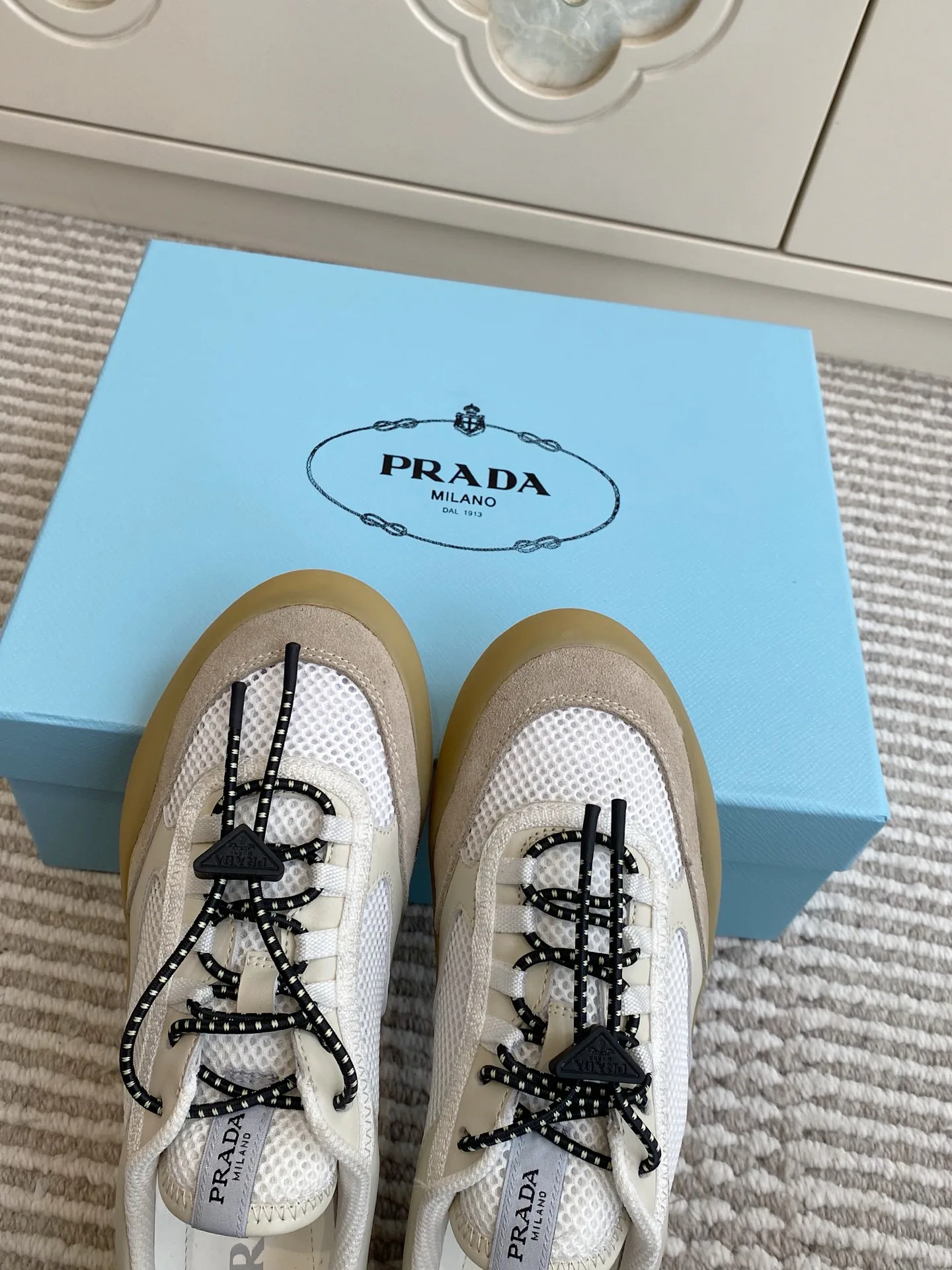 Кроссовки Женские Prada 13239507