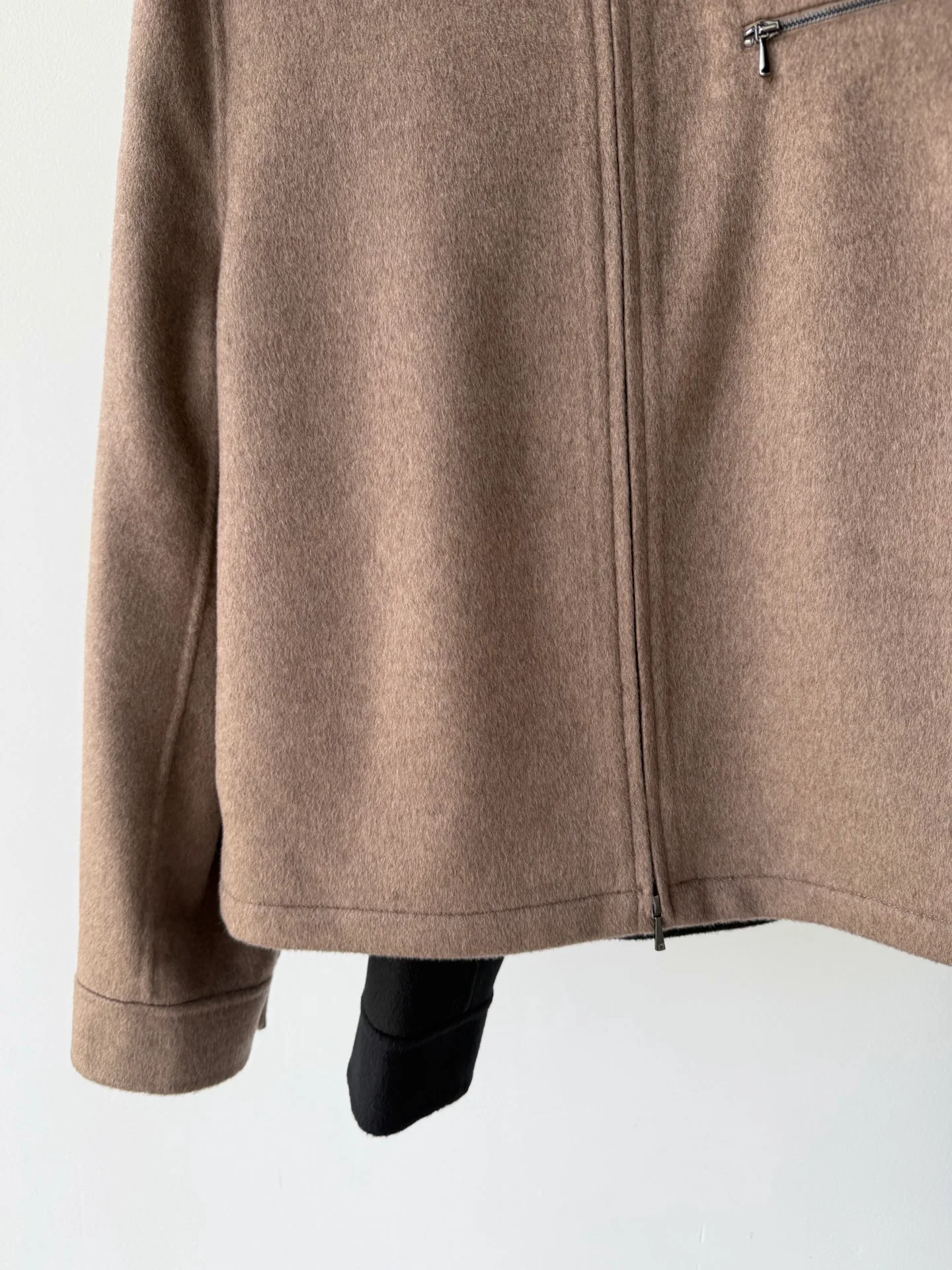 Куртки И Пуховики Женские Miu Miu 18288598
