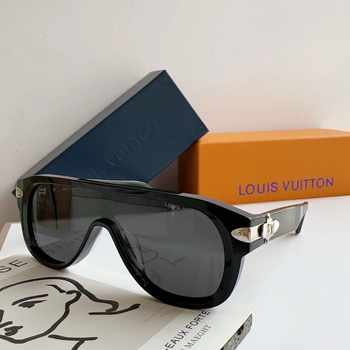 Очки Louis Vuitton 17366476