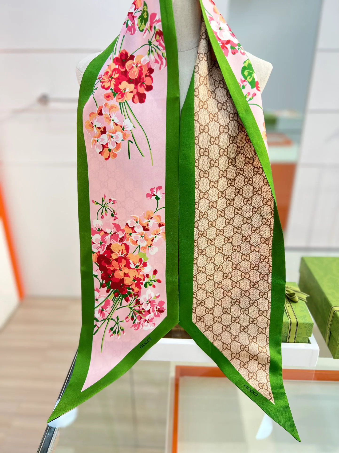 Платки Gucci 11527442