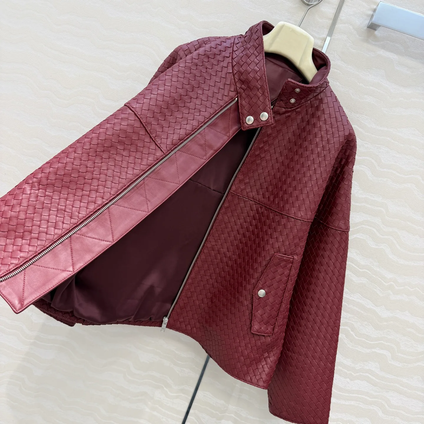 Кожаные Куртки И Дублёнки Женские Bottega Veneta 18890994