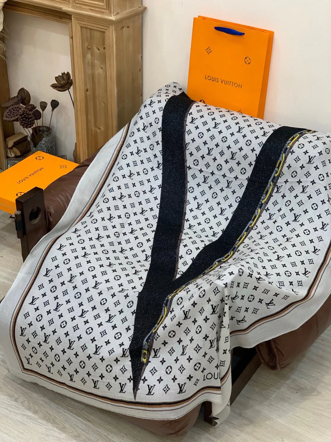 Шарфы Louis Vuitton 1036338