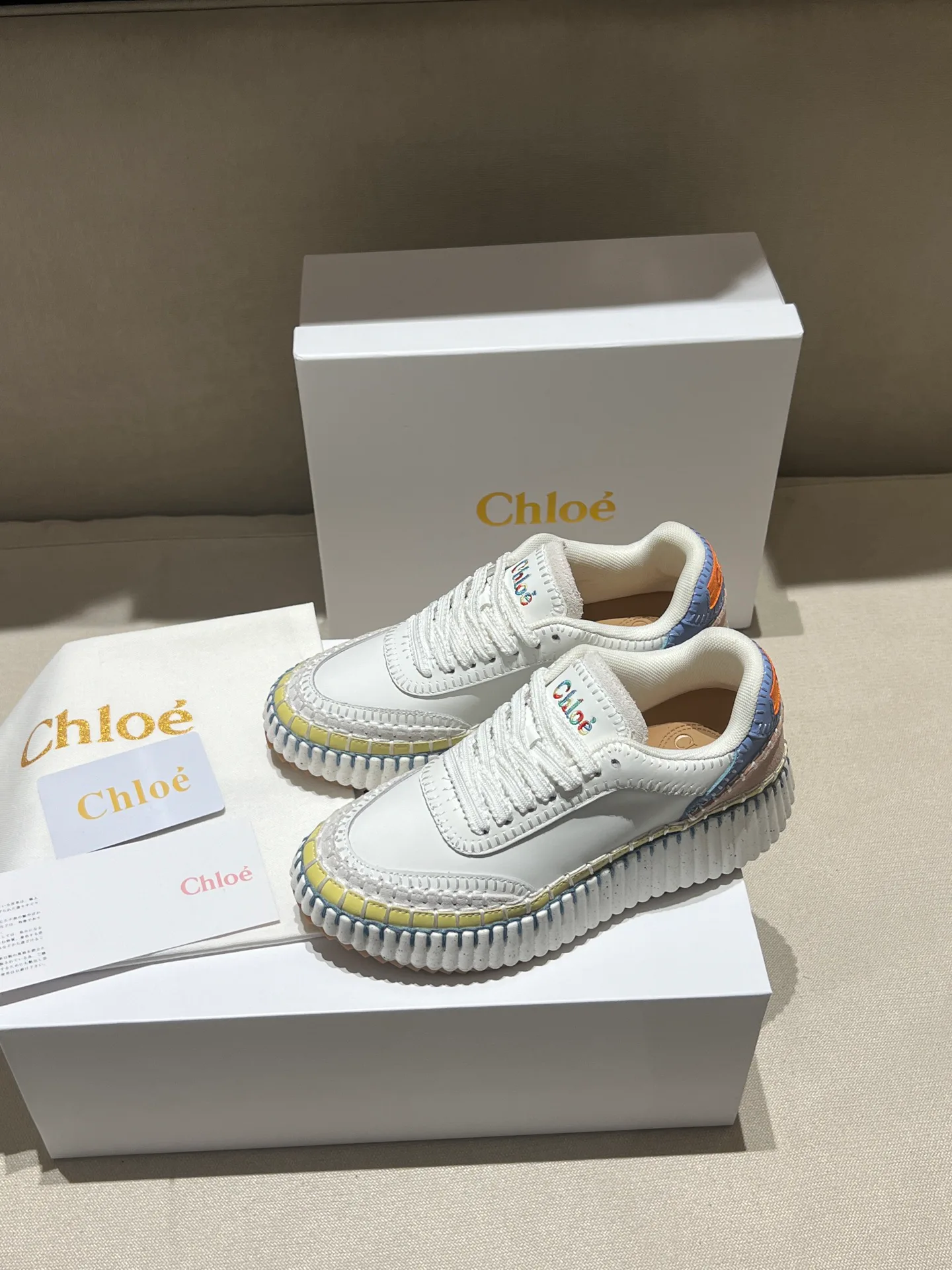 Кроссовки Женские Chloe 18020524