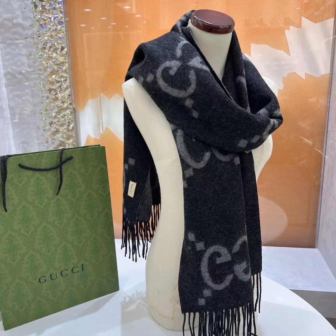 Шарфы Gucci 2642432