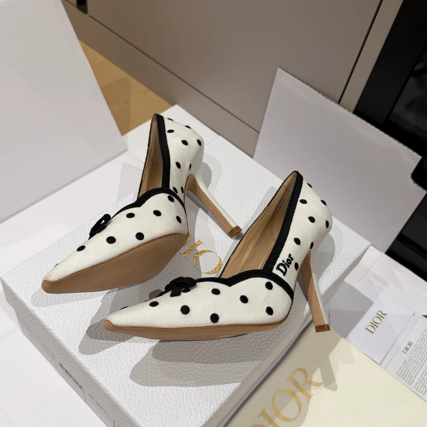 Туфли Женские Christian Dior 18121684