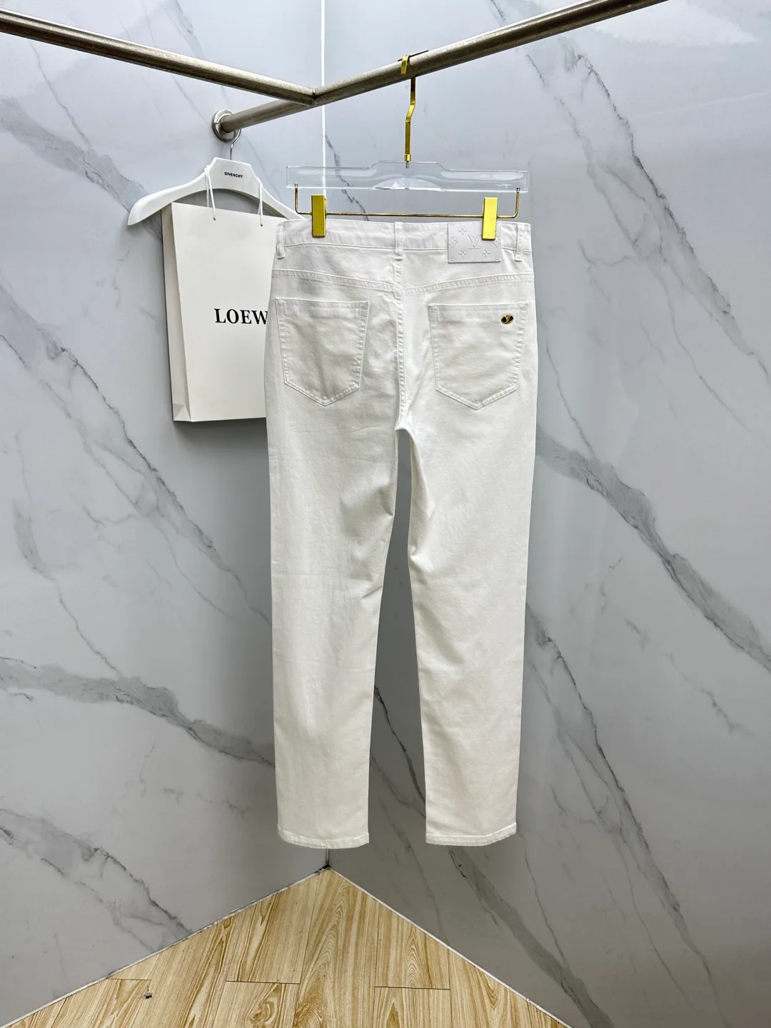 Джинсы Мужские Louis Vuitton 18596928