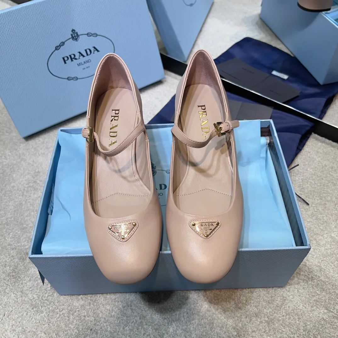 Туфли Женские Prada 11420078