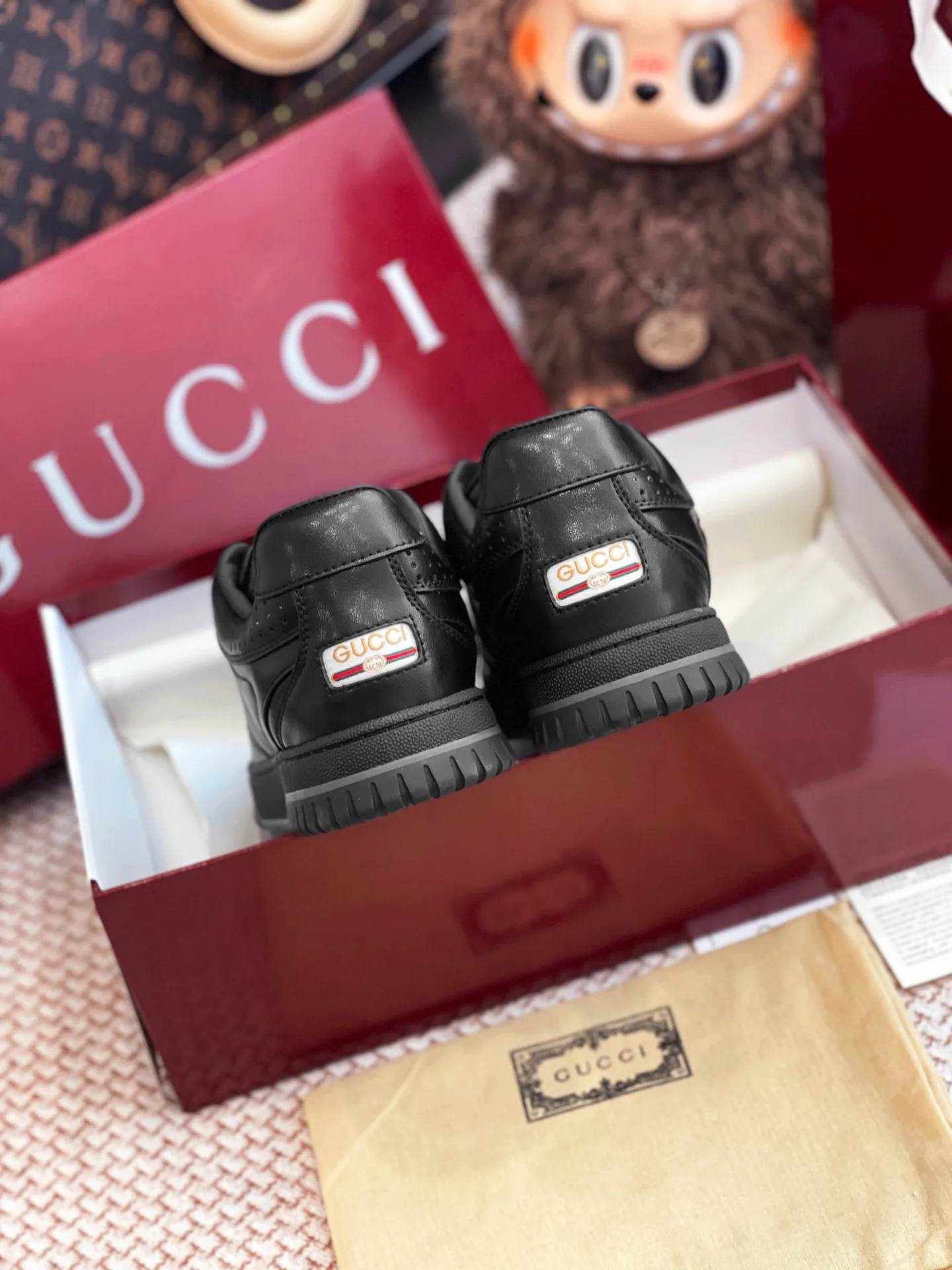 Кроссовки Женские Gucci 10477211