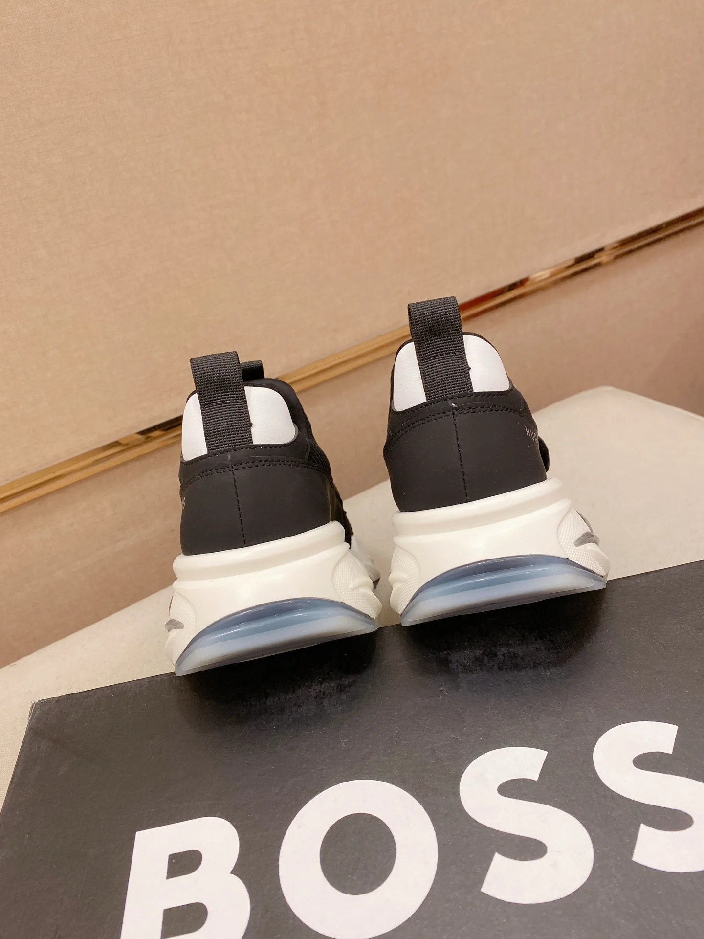 Кроссовки Мужские Hugo Boss 302804