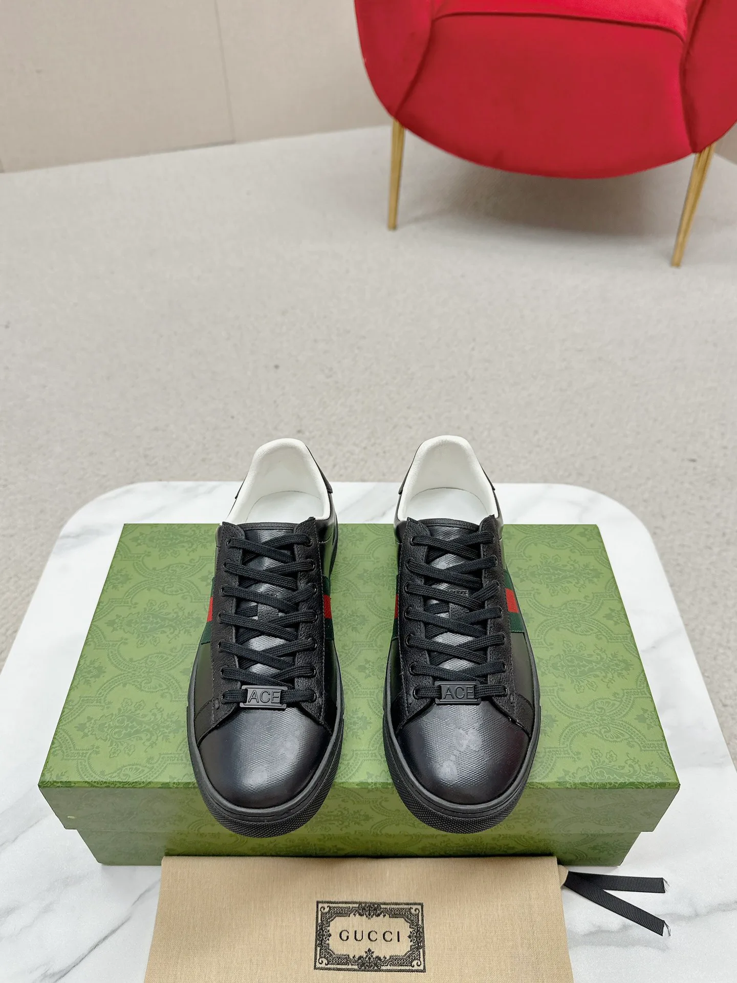 Кроссовки Женские Gucci 11550472