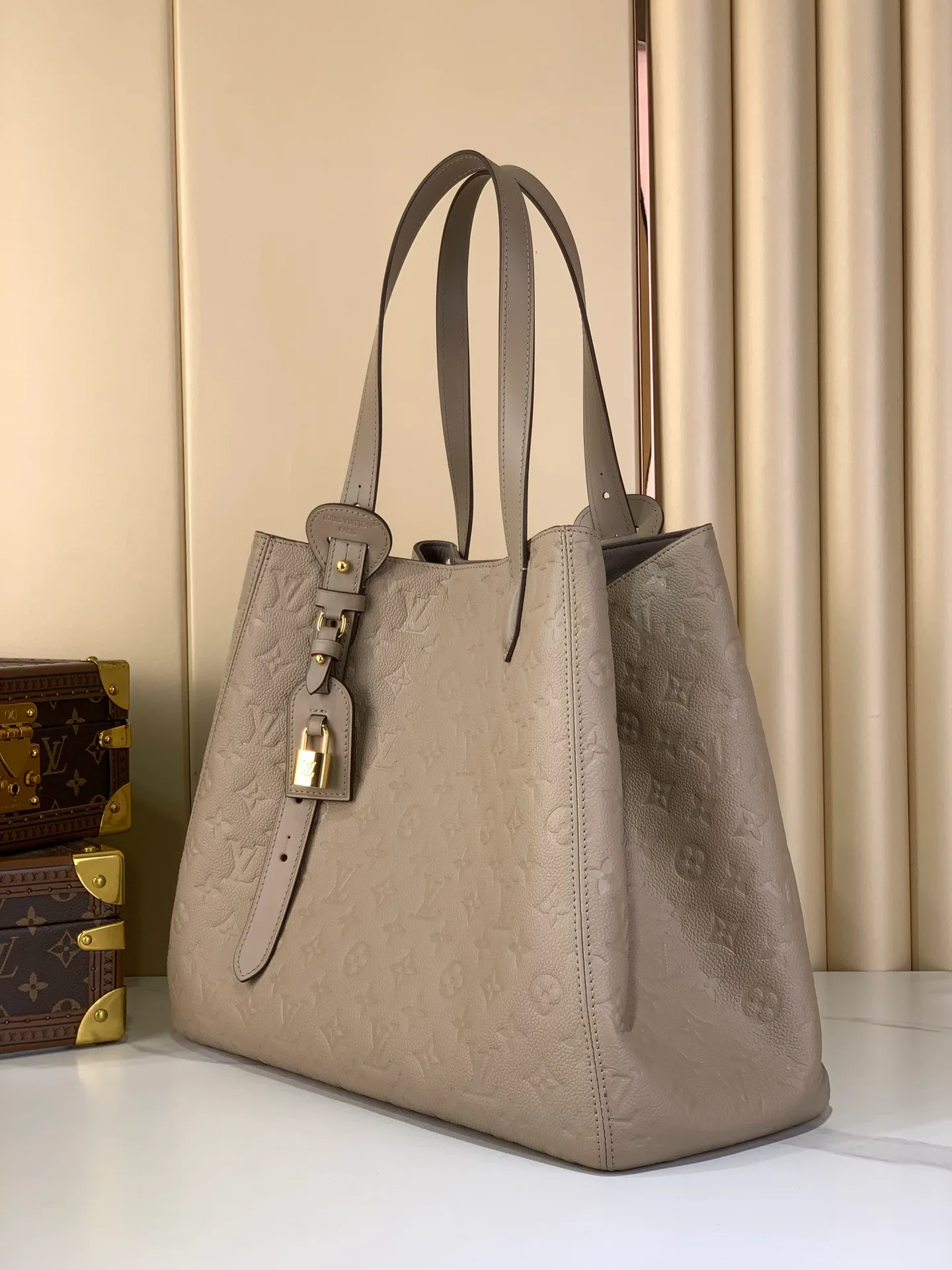 Классические Сумки Женские Louis Vuitton 11617449