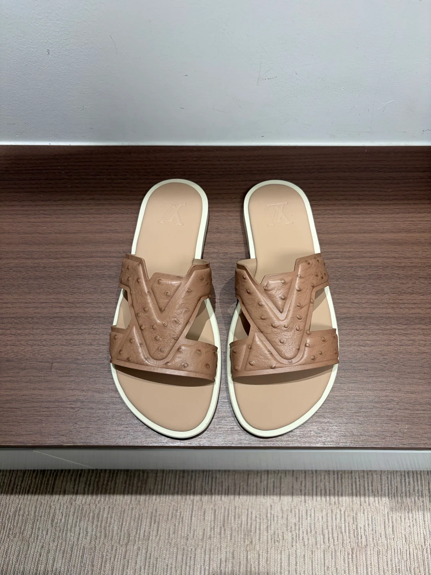 Шлепанцы Мужские Louis Vuitton 12826632
