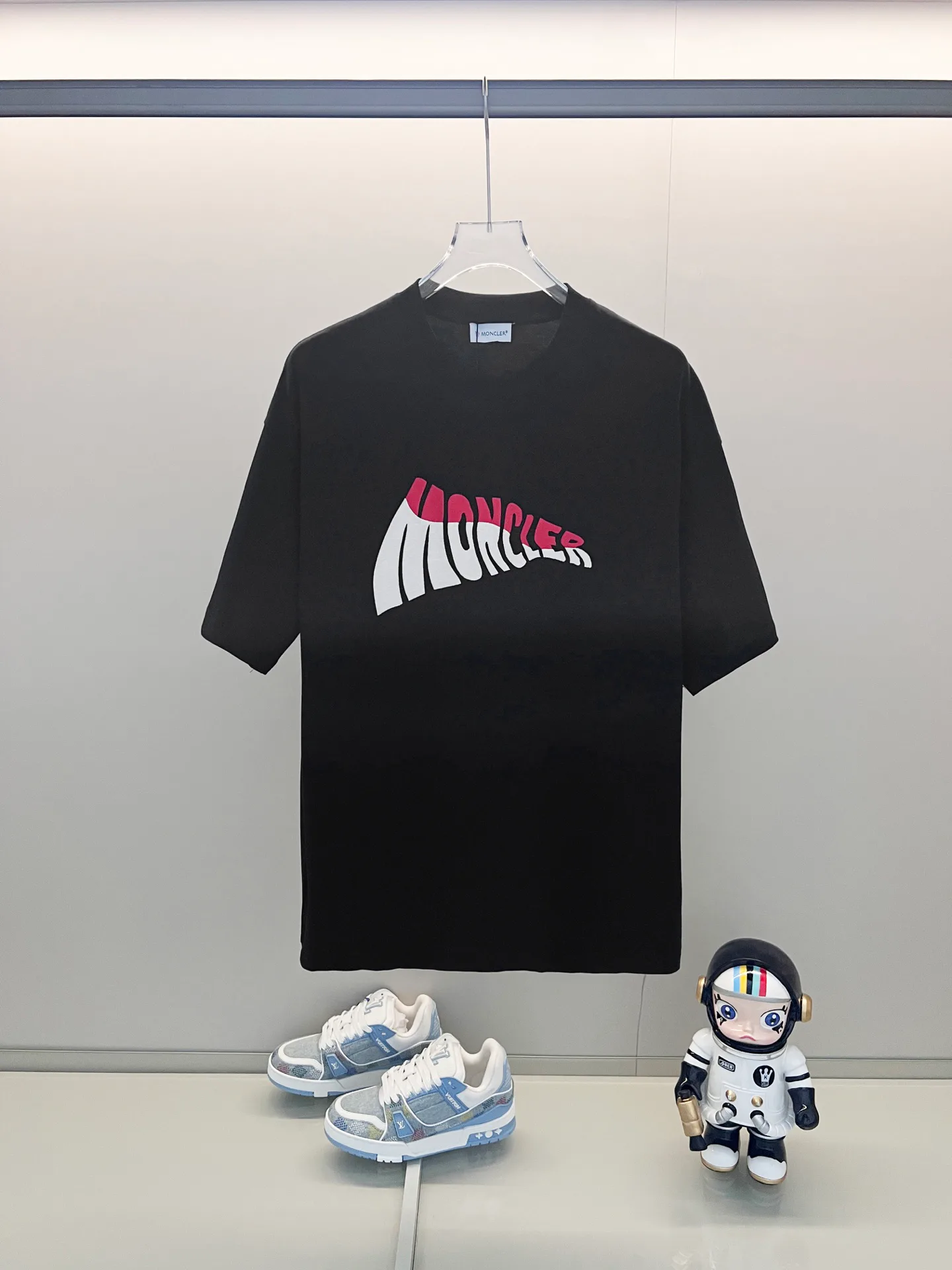 Футболки Женские Moncler 688208