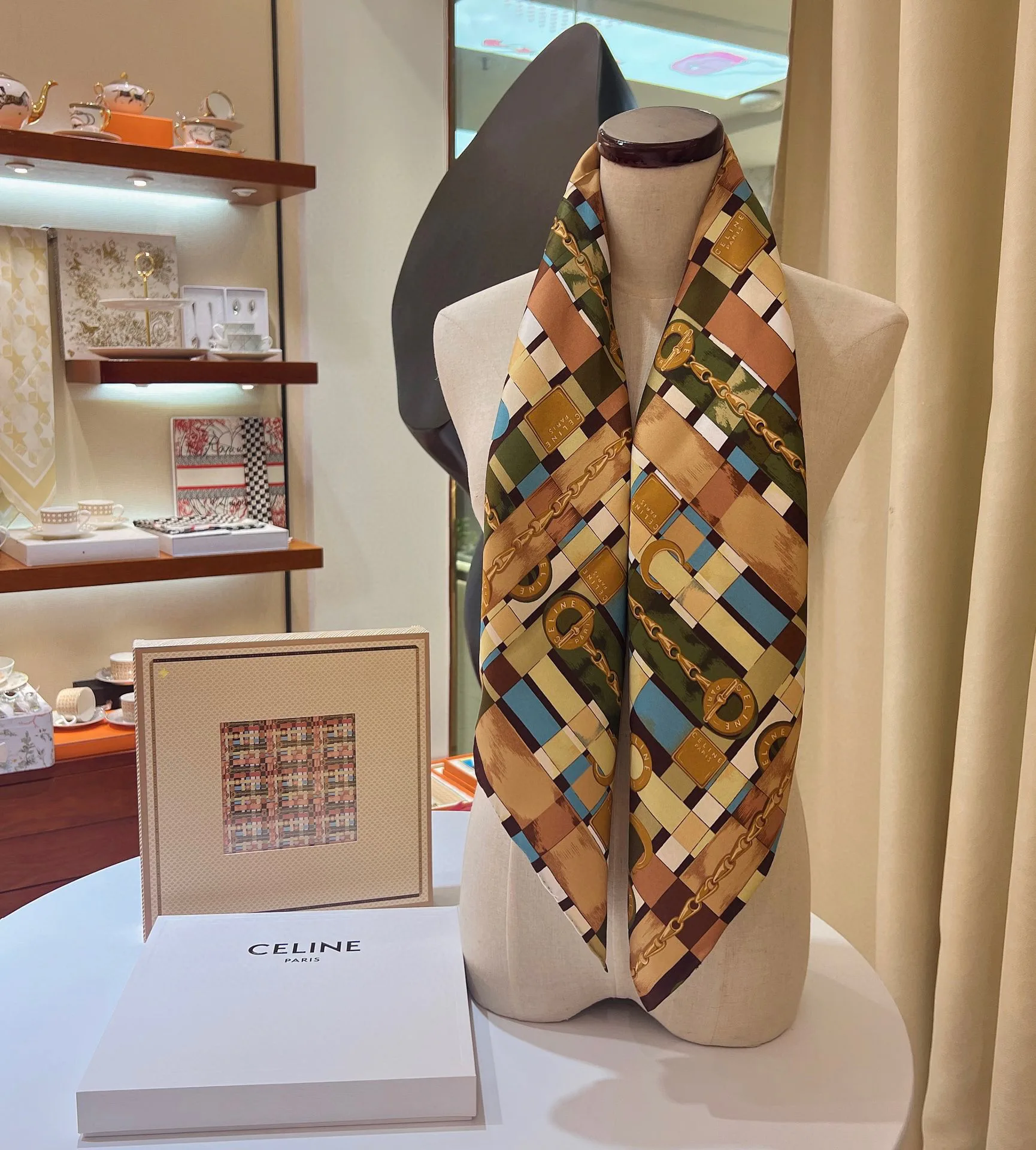 Платки Celine 5337923