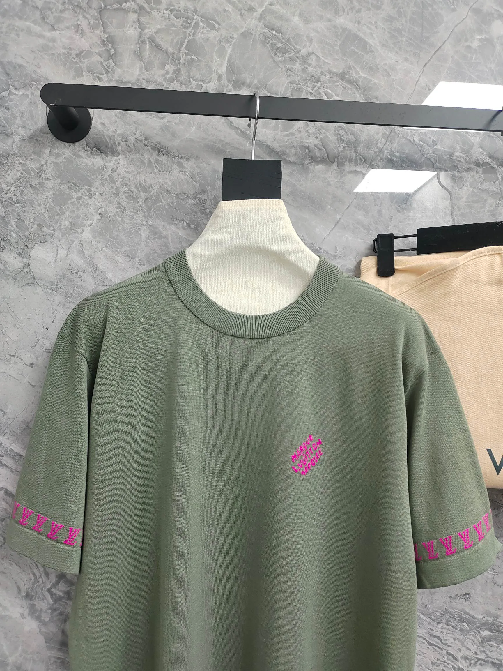 Футболки Женские Louis Vuitton 11591212