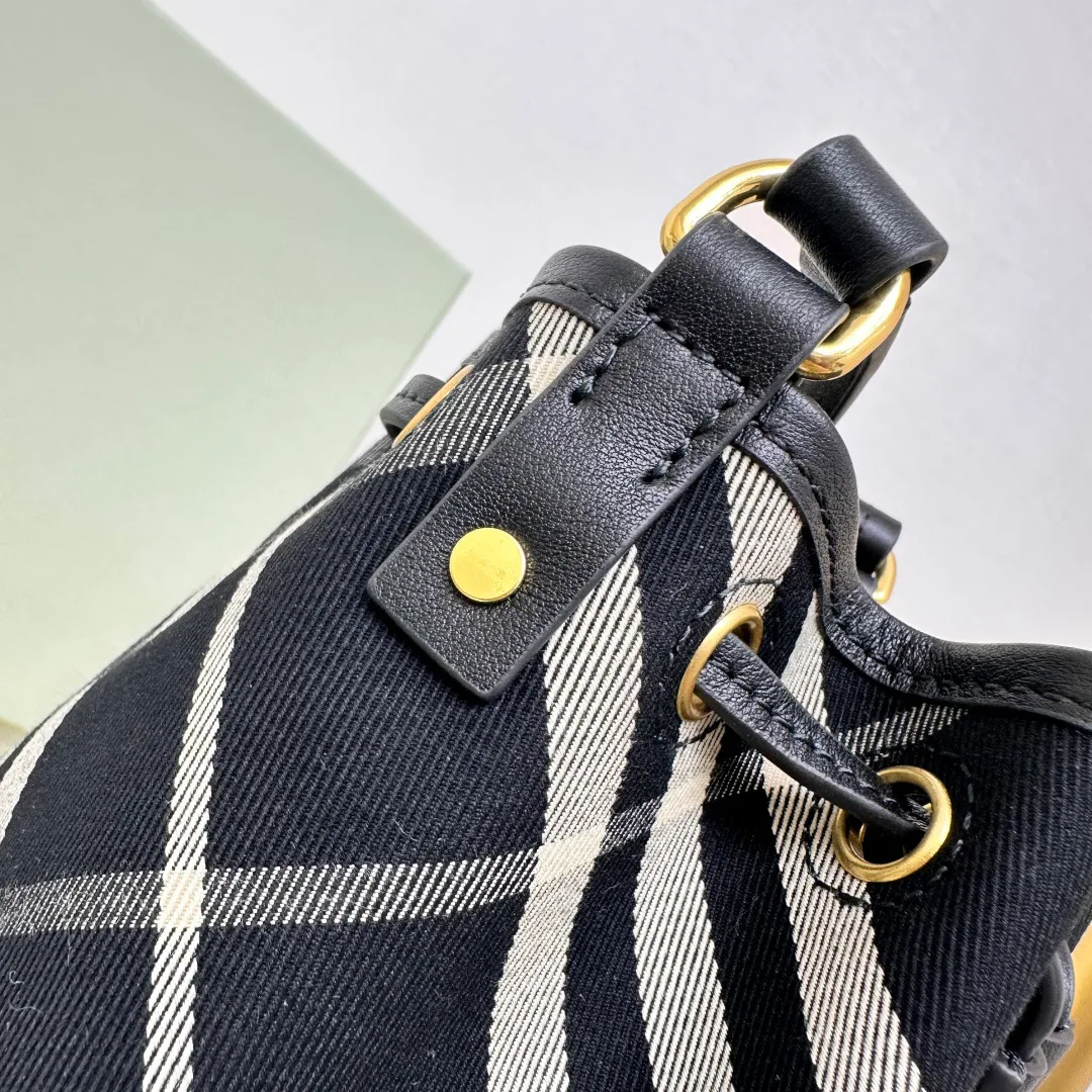 Сумки На Ремне Женские Bottega Veneta 11017416