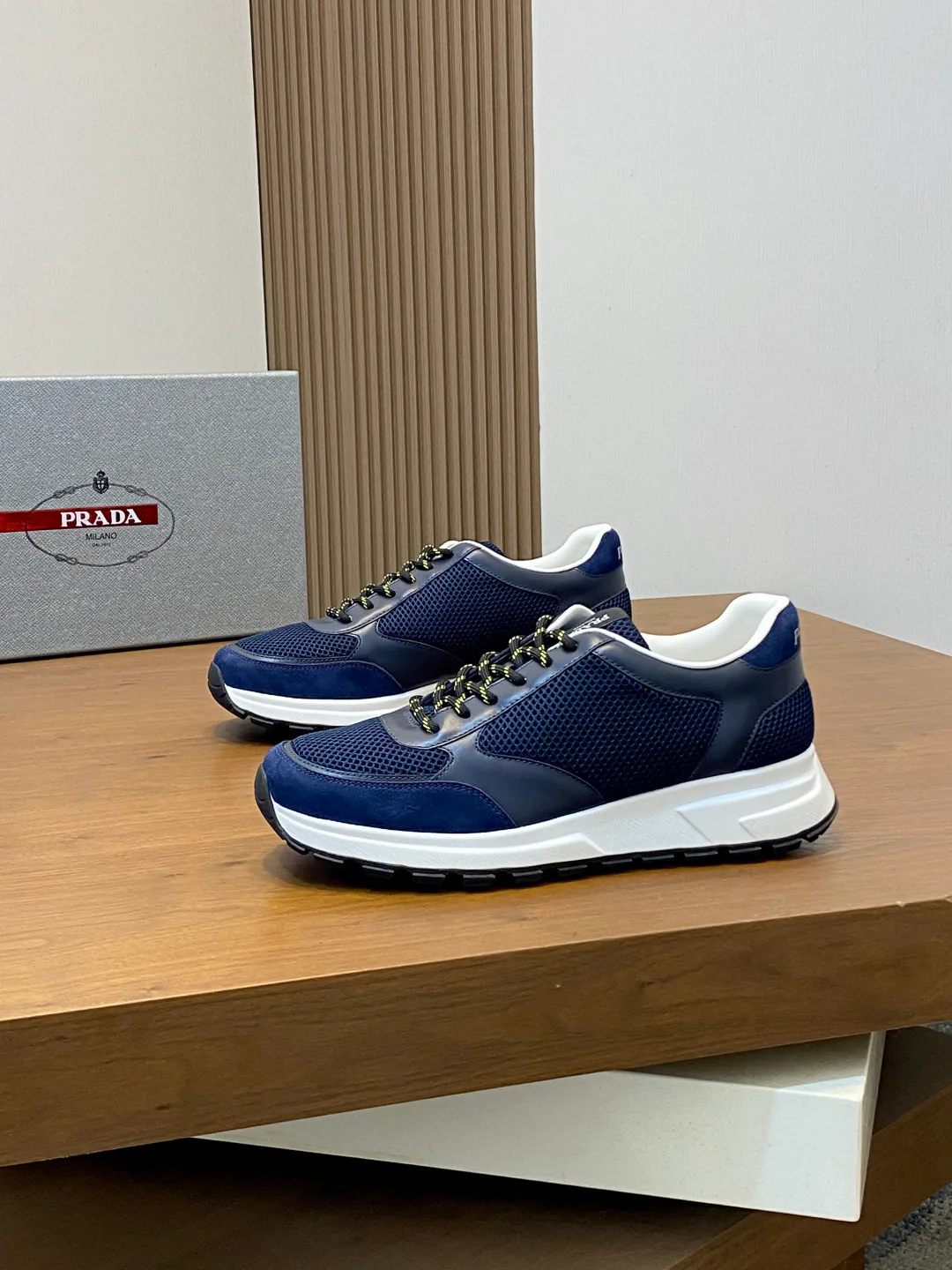 Кроссовки Мужские Prada 13436025