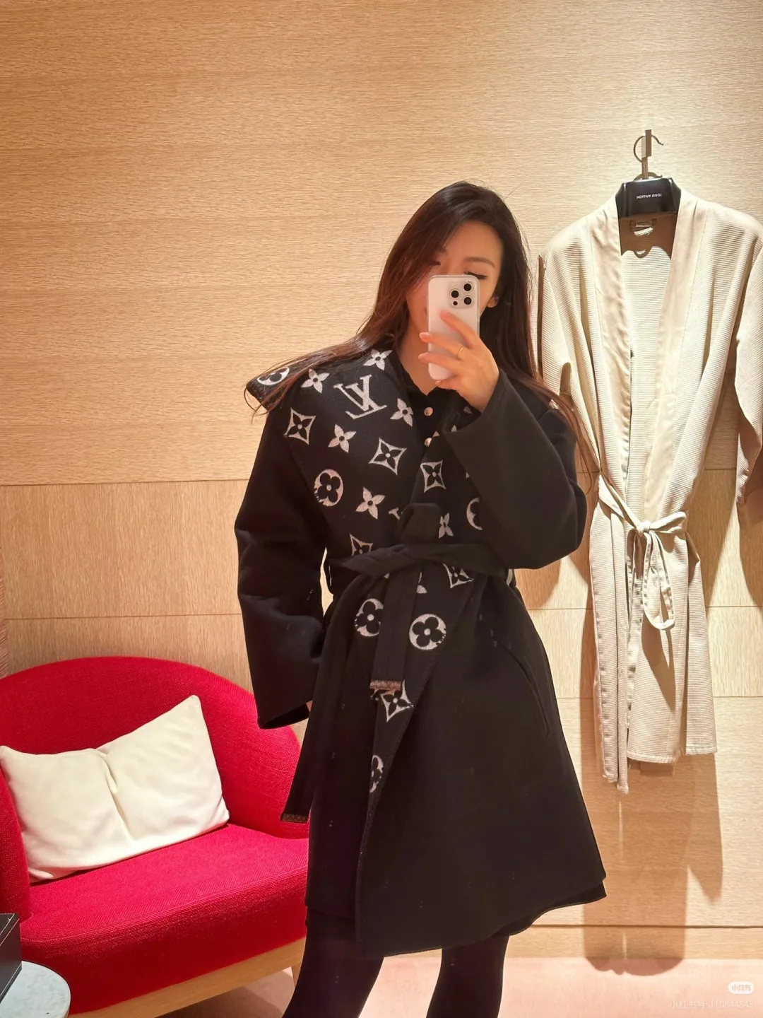 Пальто Женские Louis Vuitton 18630594