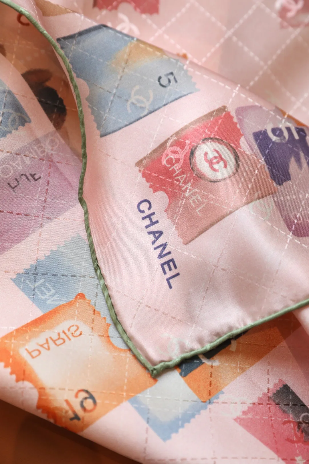 Шарфы Chanel 23051