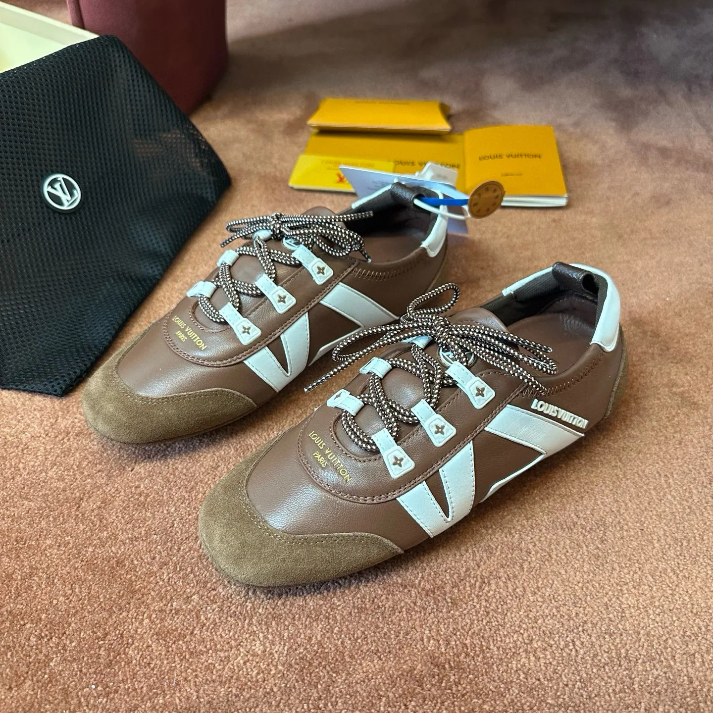 Кроссовки Женские Louis Vuitton 898820