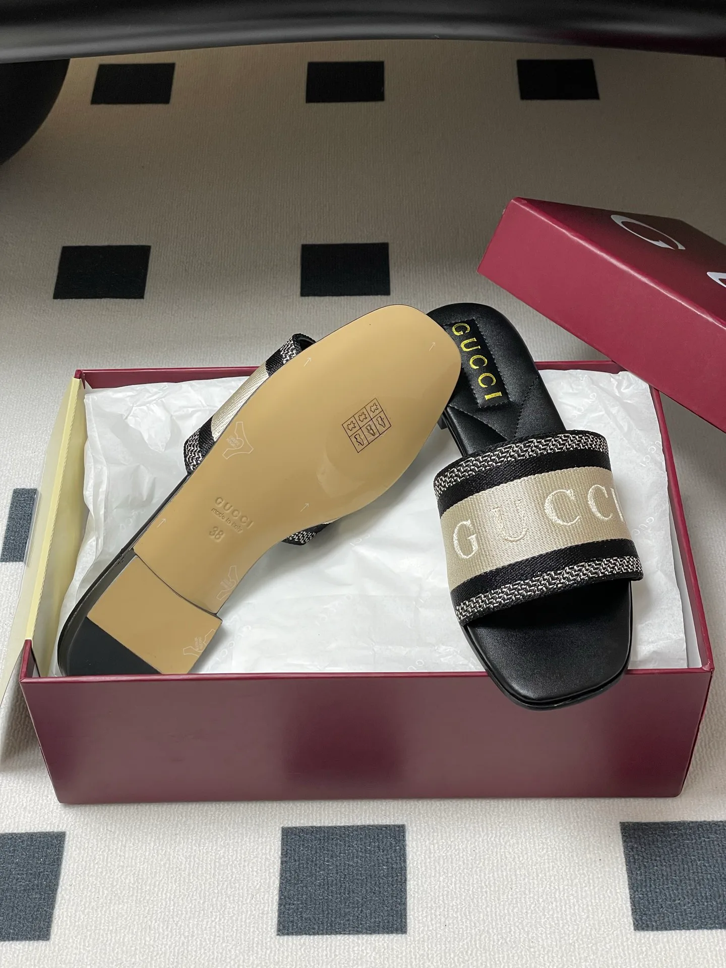 Шлепанцы Женские Gucci 22782