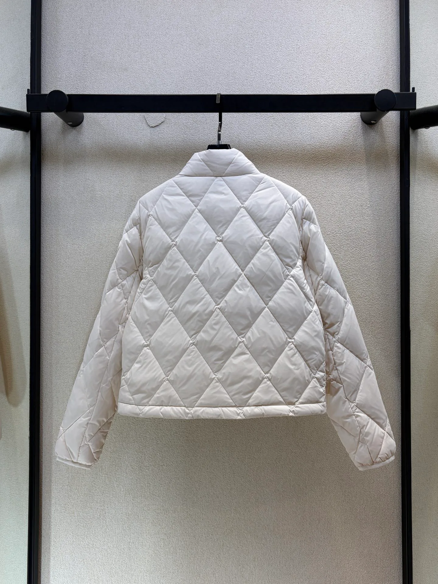 Куртки И Пуховики Женские Burberry 18605883