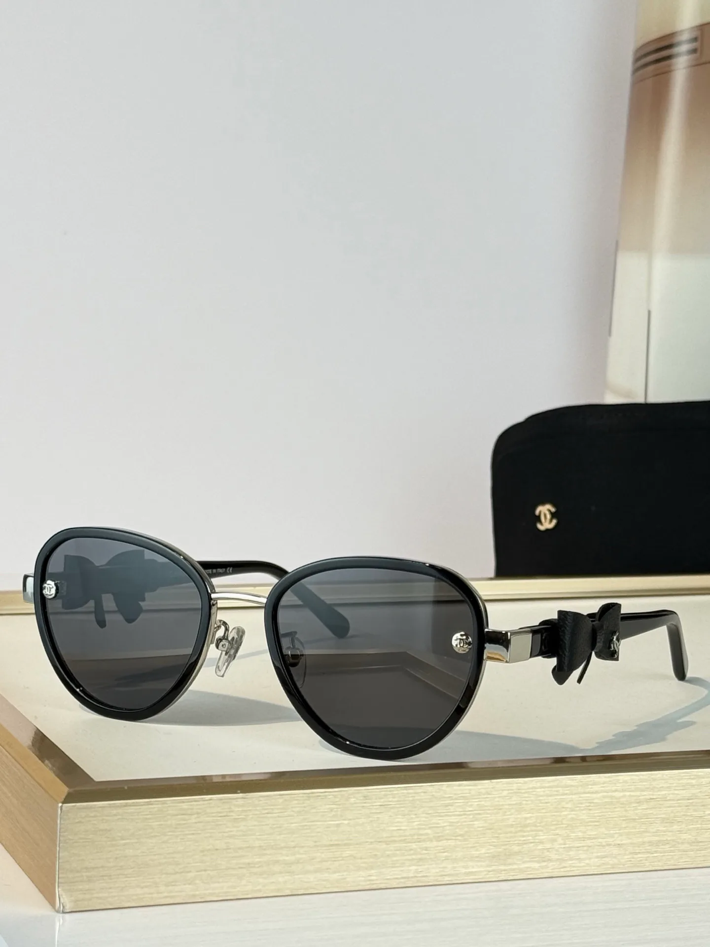 Очки Chanel 17366491