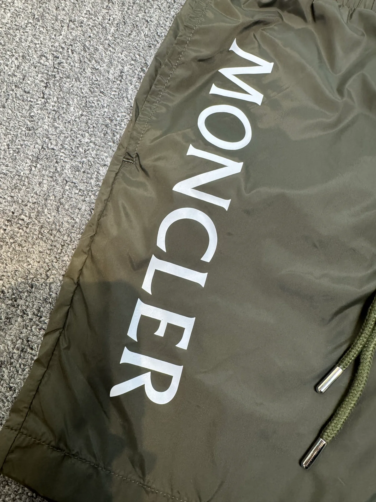 Шорты Женские Moncler 9599113