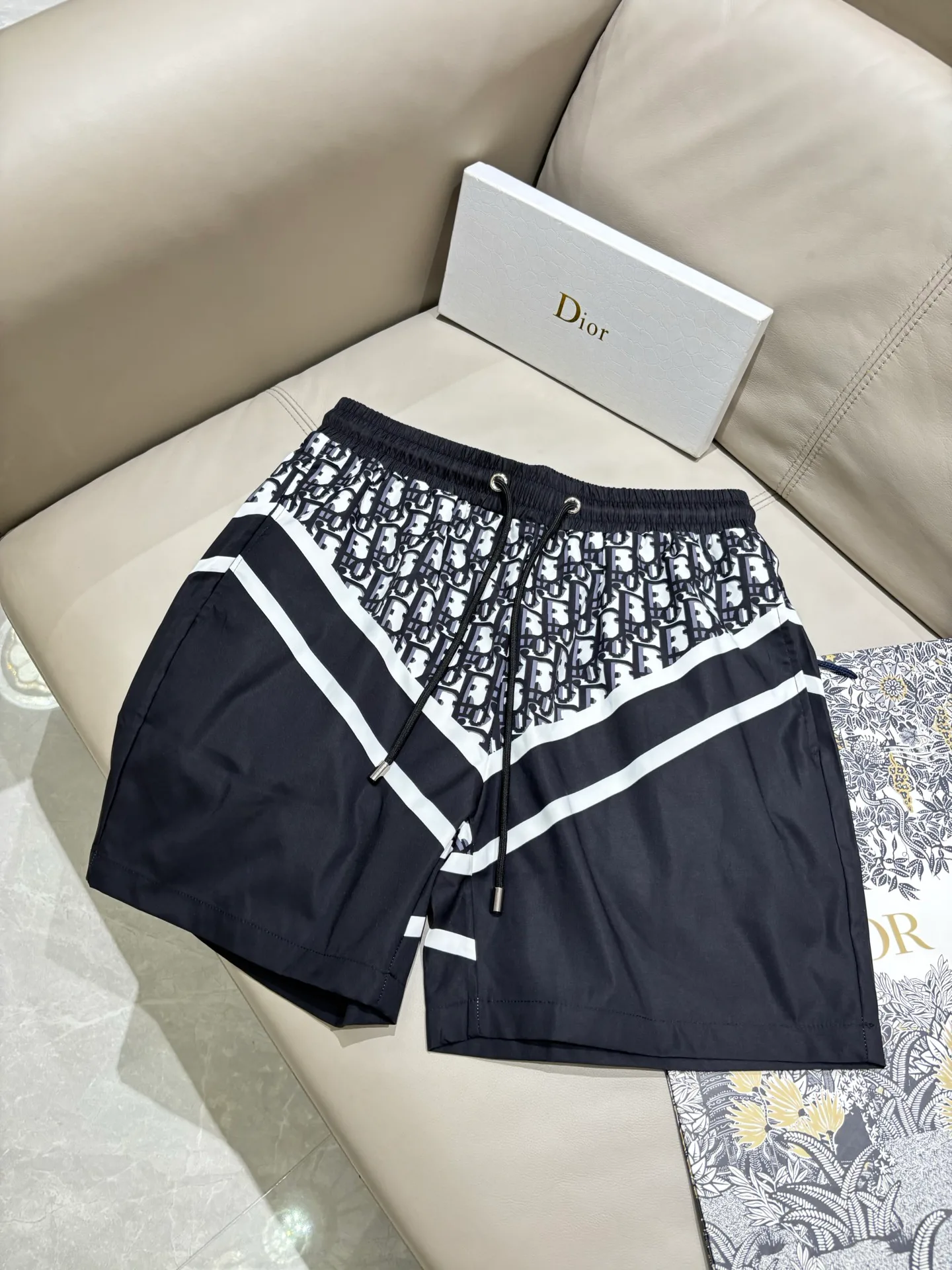 Шорты Женские Christian Dior 13465627