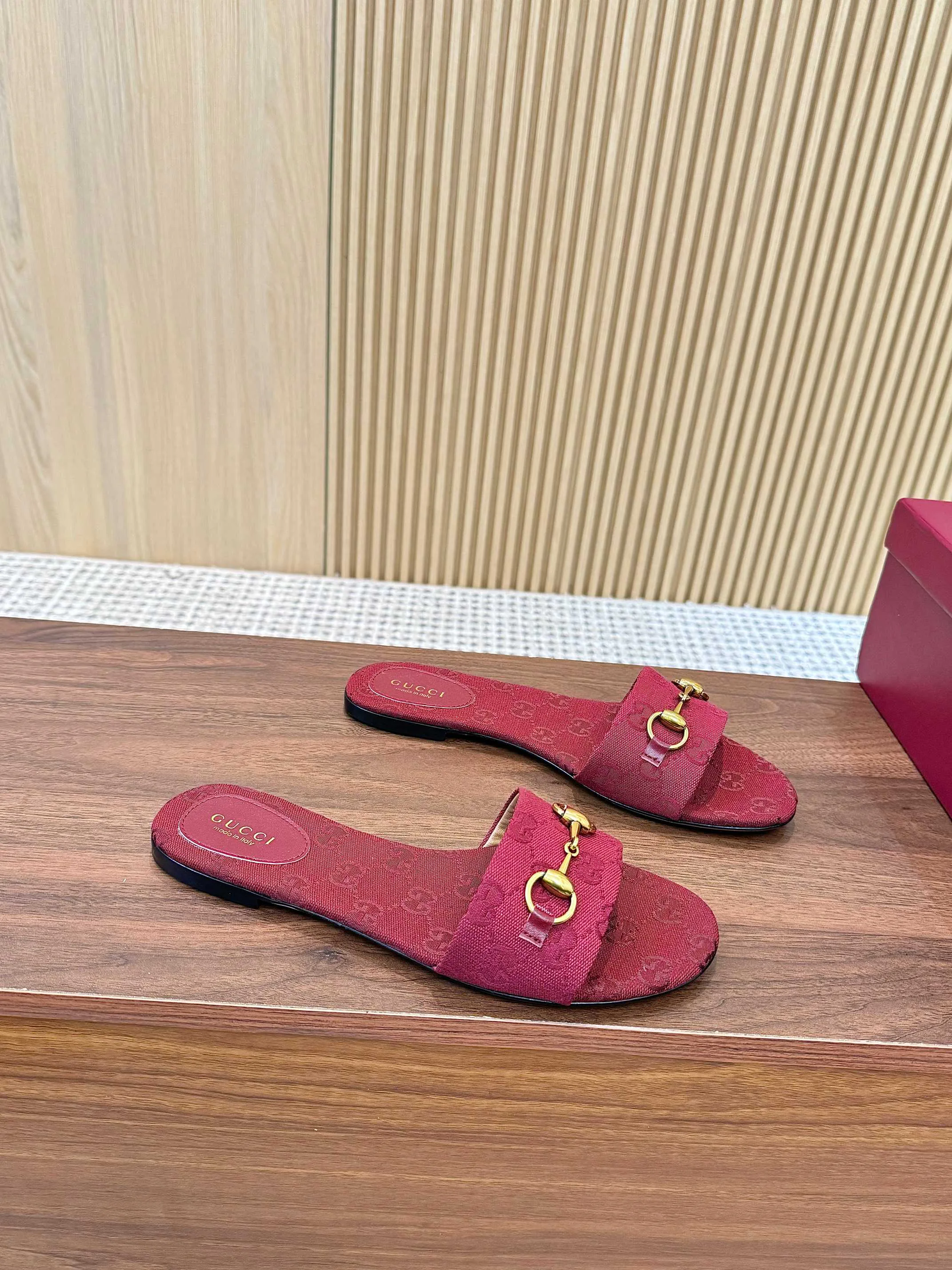 Сандалии Женские Gucci 11529293