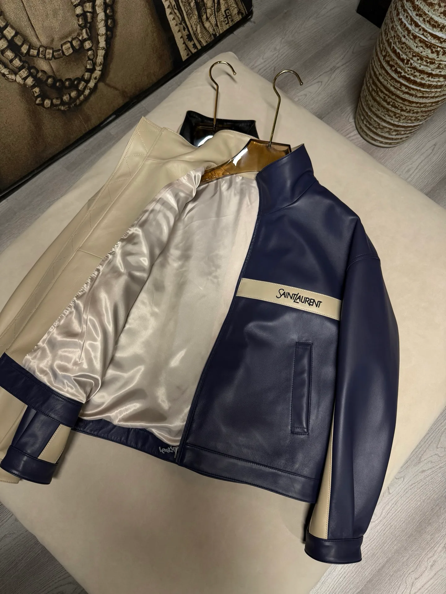 Кожаные Куртки И Дублёнки Женские Saint Laurent 18259825