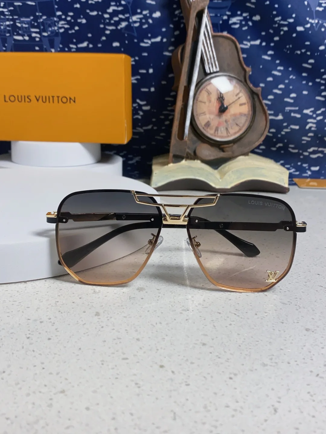 Очки Louis Vuitton 13135677