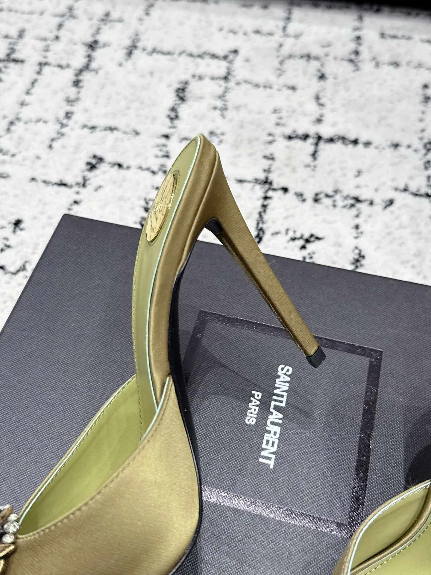 Туфли Женские Saint Laurent 17946869
