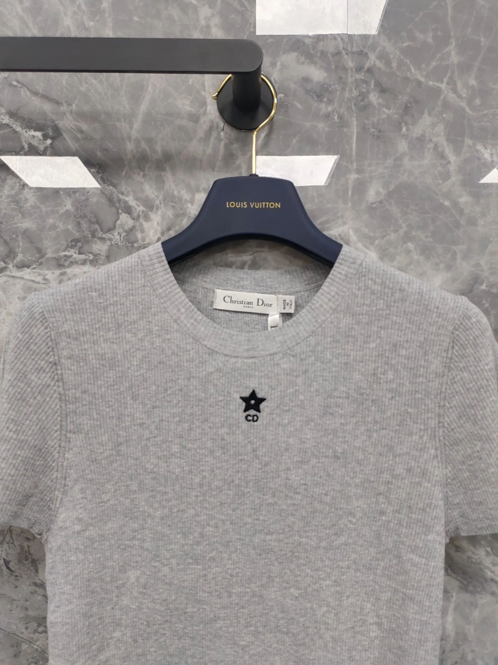 Футболки Женские Christian Dior 11490239