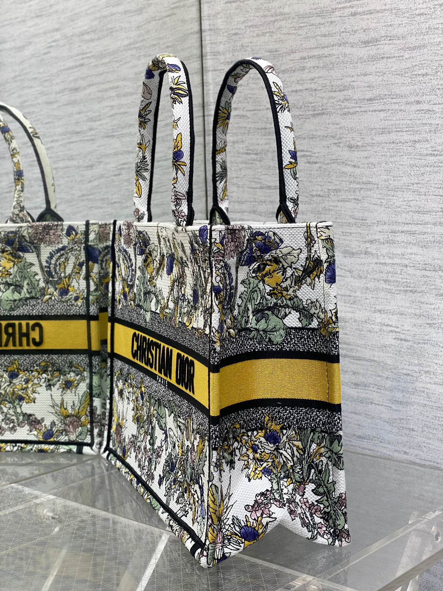 Классические Сумки Женские Christian Dior 13227207