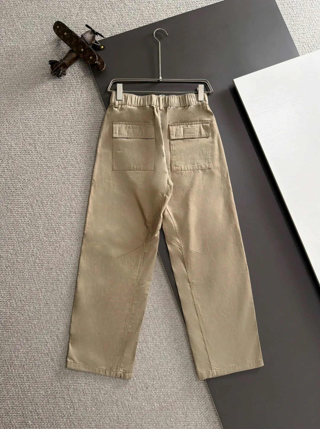 Брюки Мужские Burberry 17557499