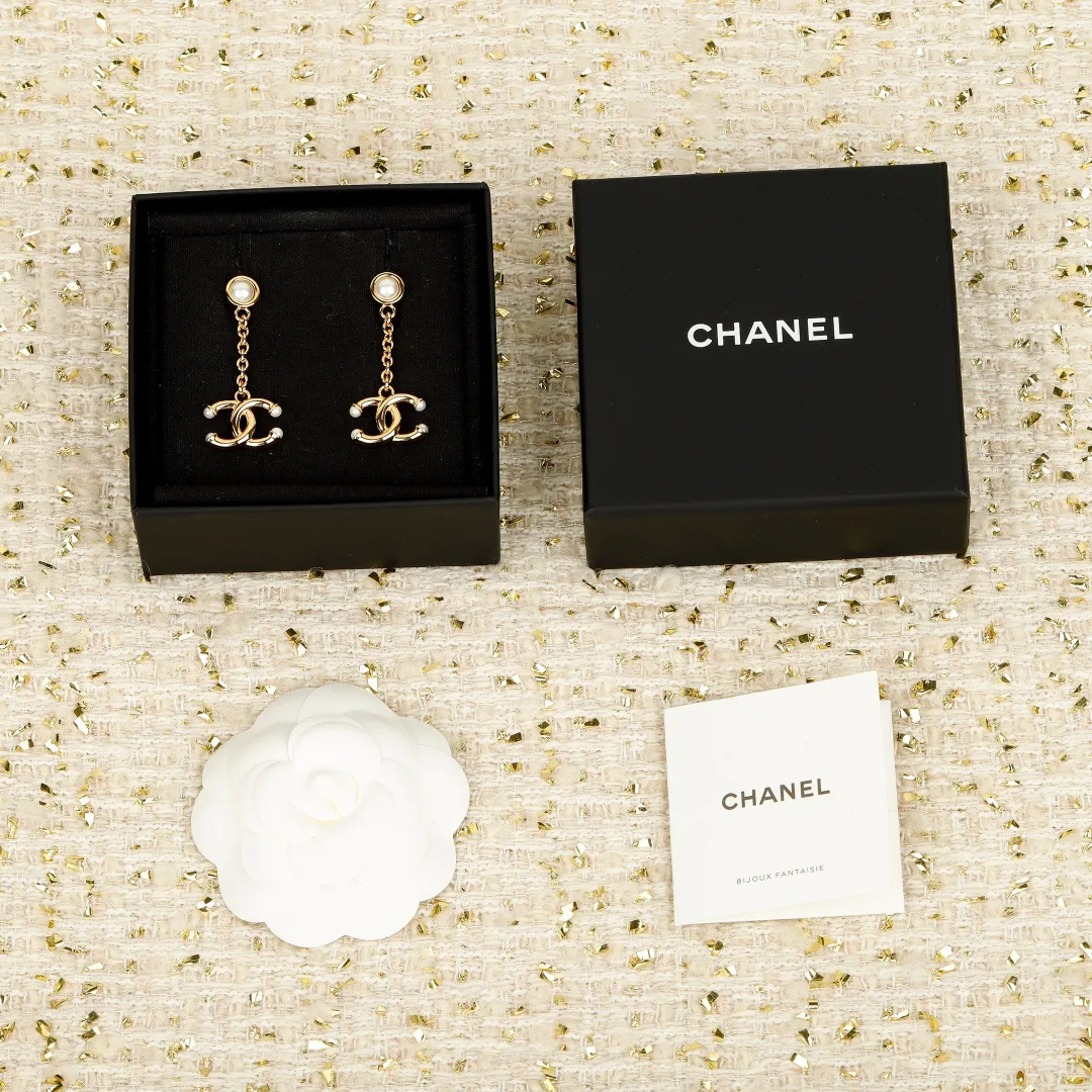 Бижутерия Chanel 17899768