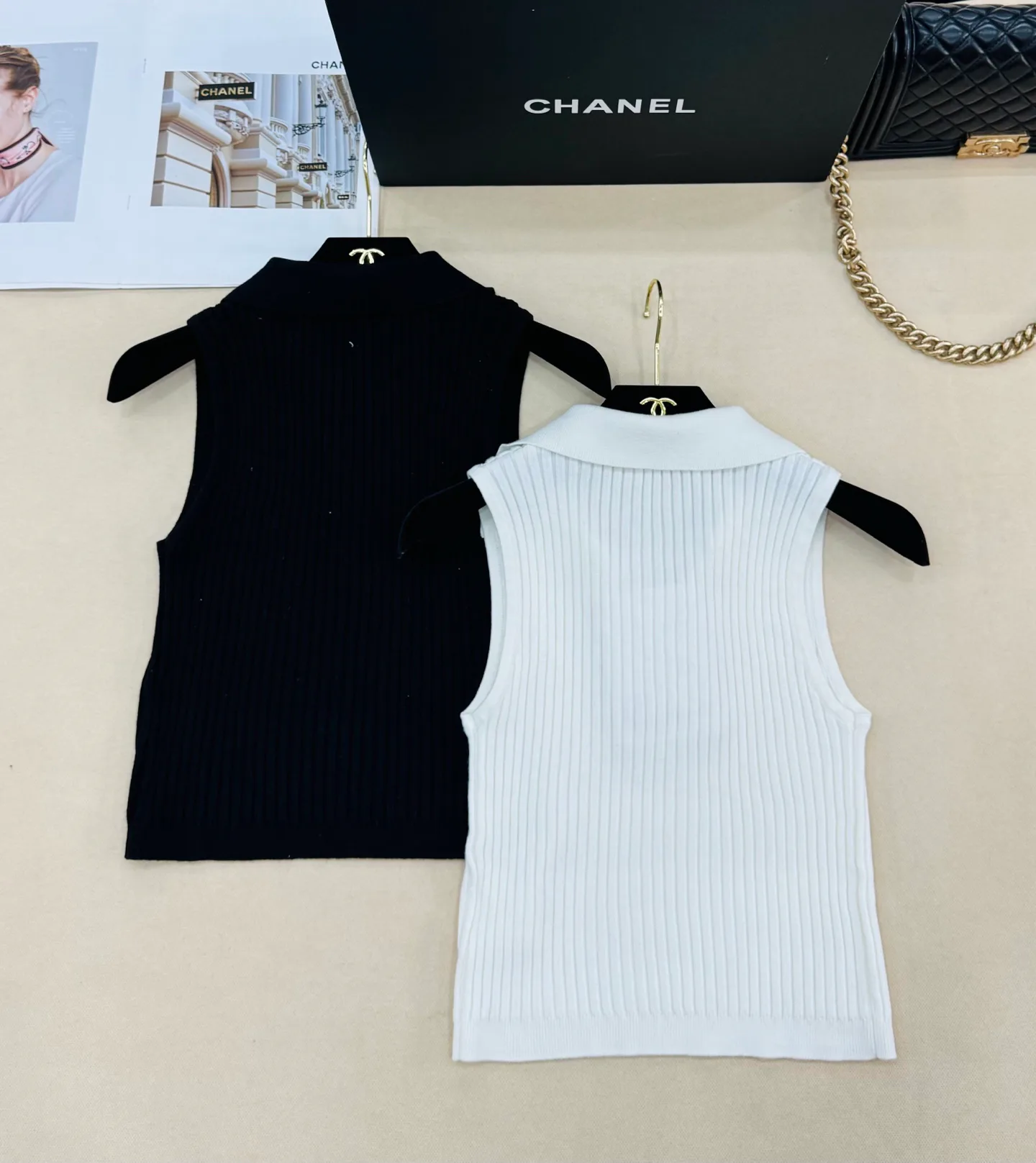 Жилеты Женские Chanel 13096327