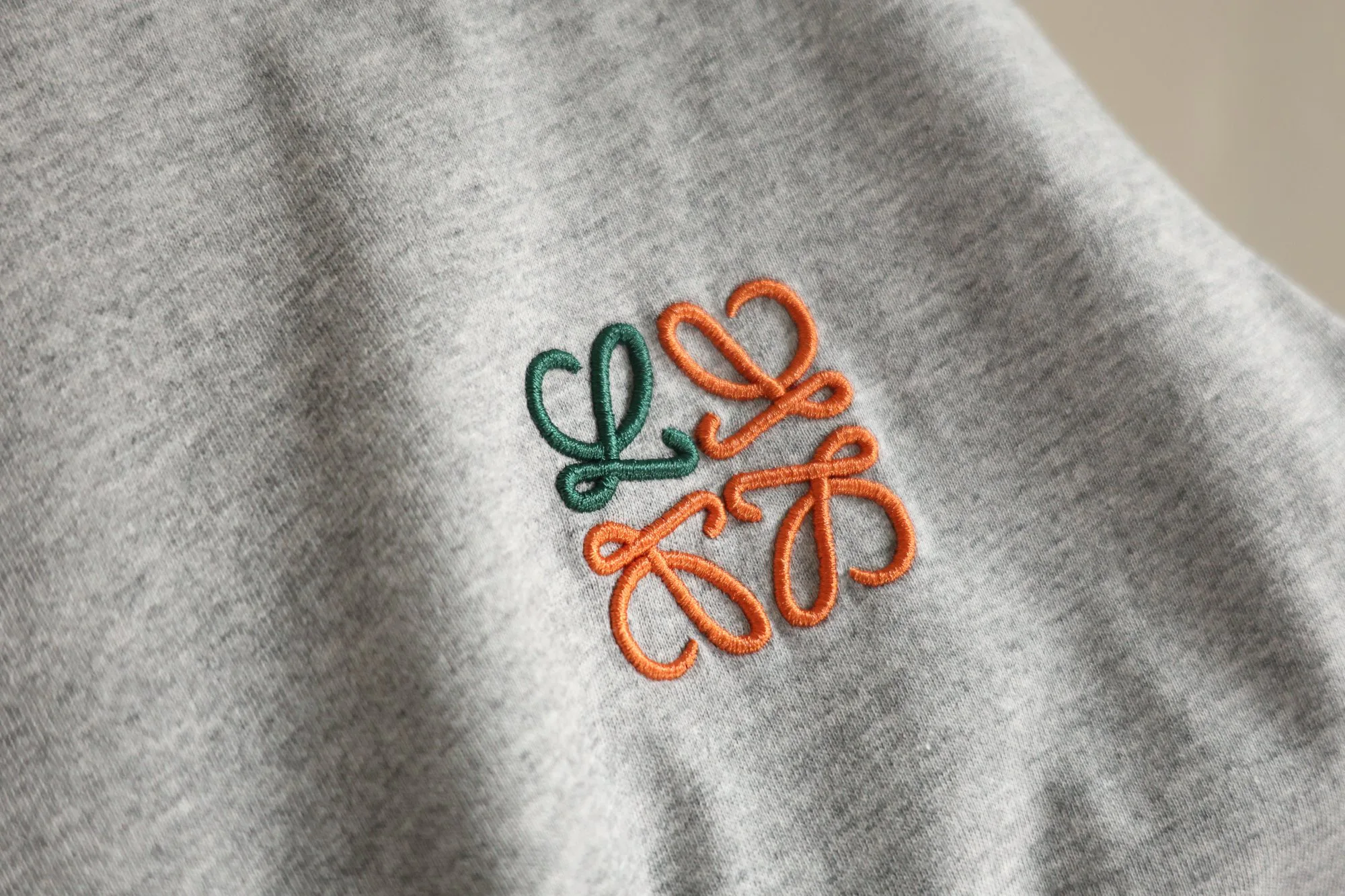 Футболки Женские Loewe 9555