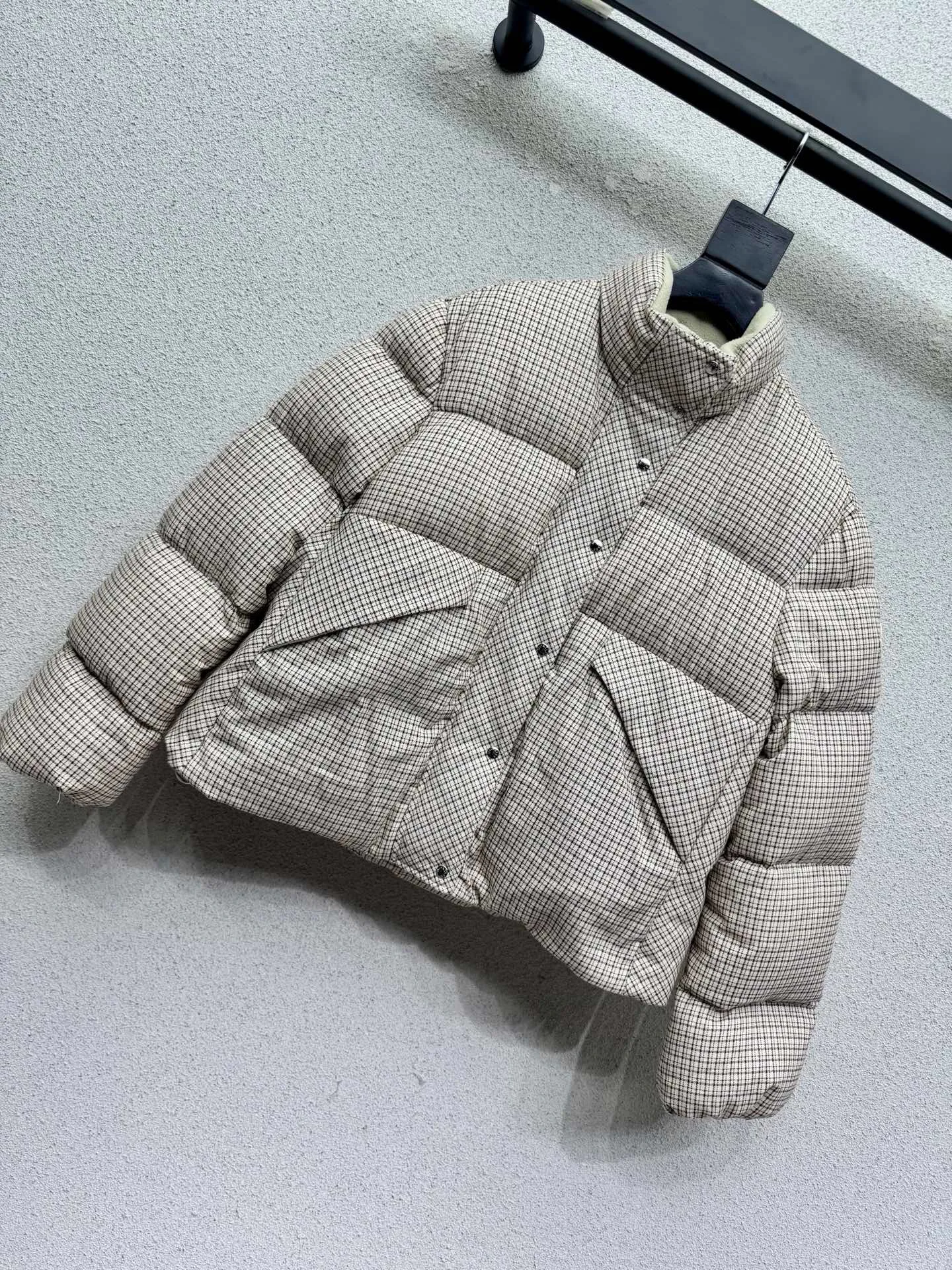 Куртки И Пуховики Женские Moncler 18585154