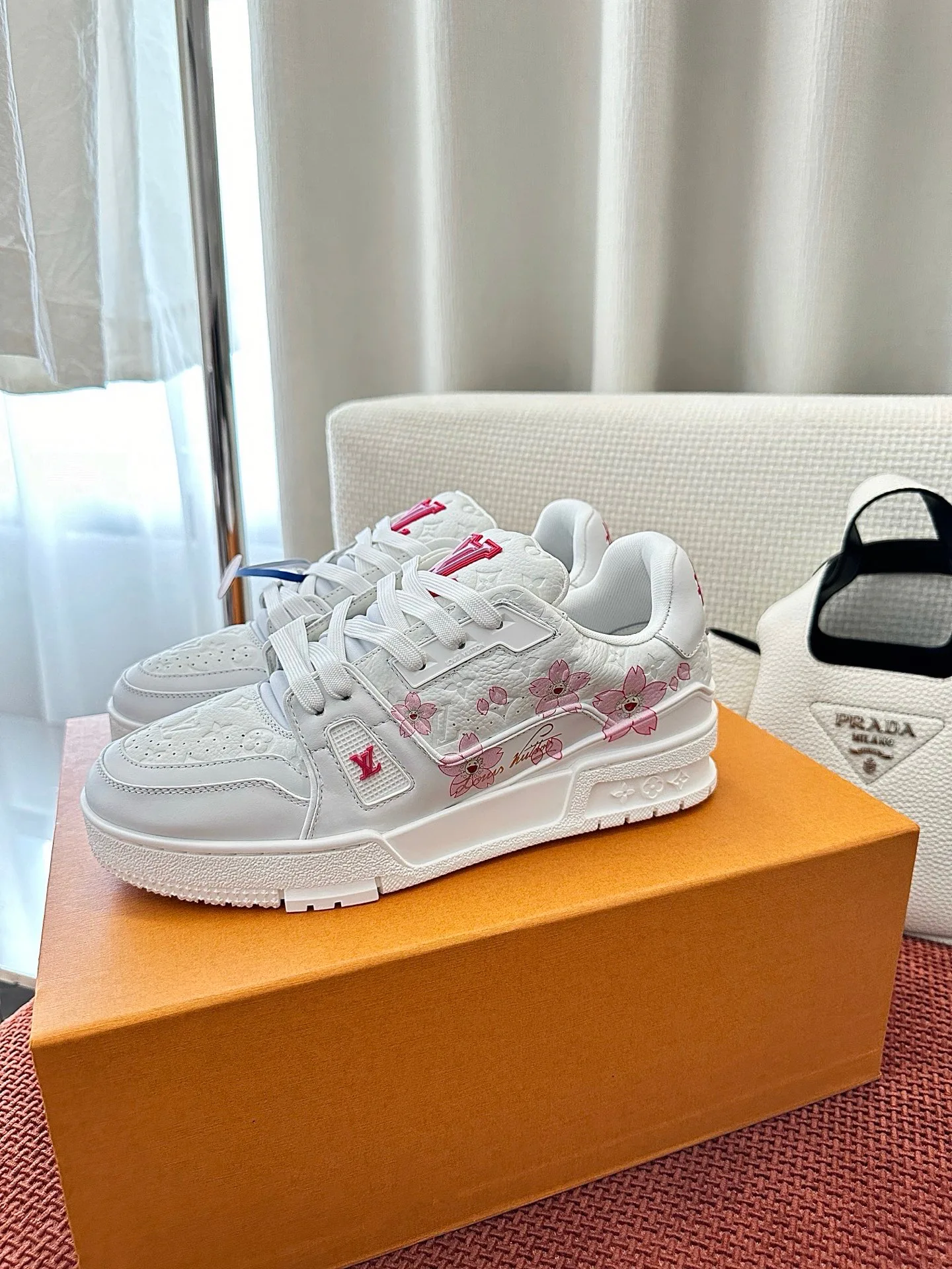 Кроссовки Женские Louis Vuitton 5045992