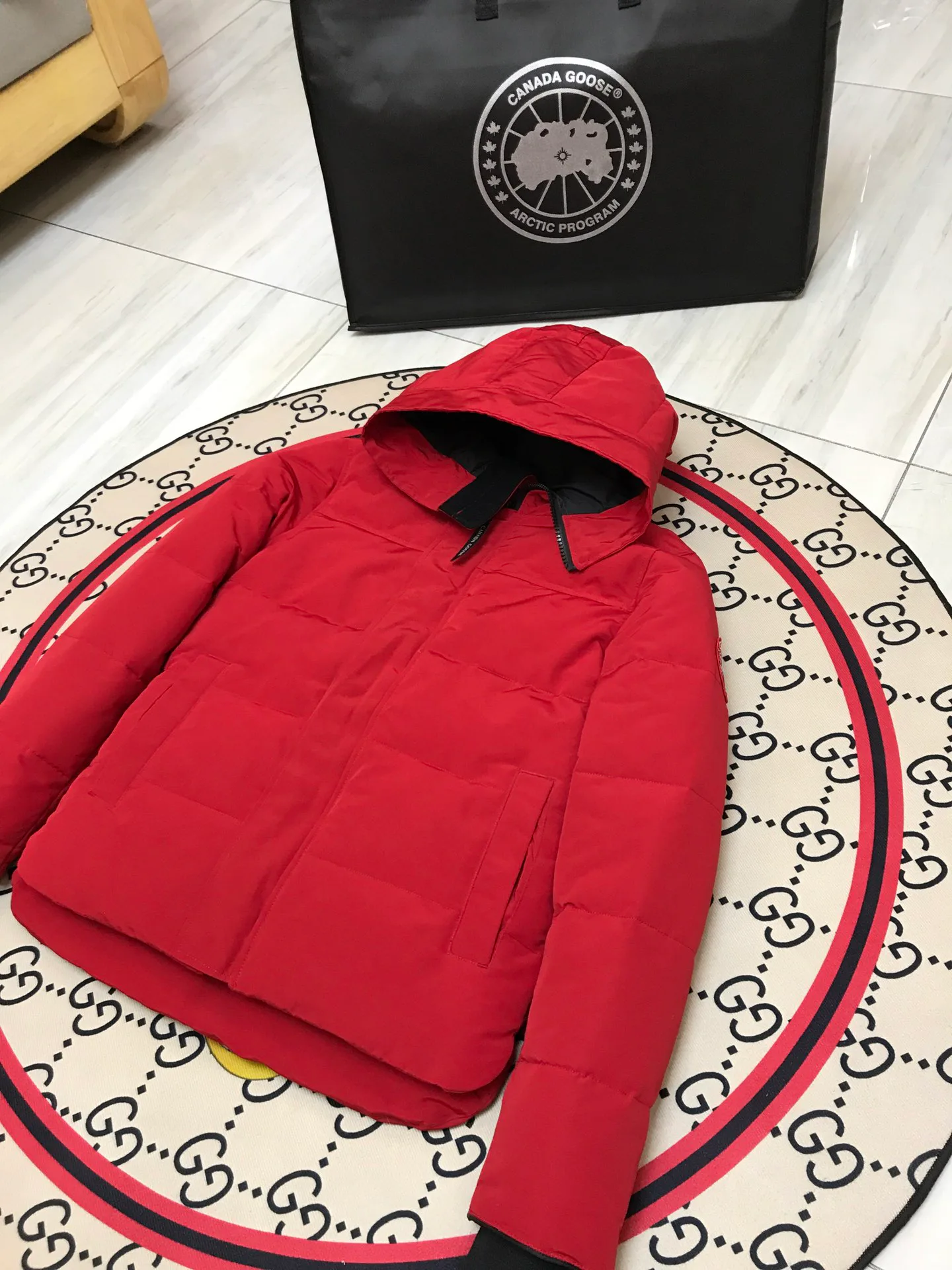 Куртки И Пуховики Женские Canada Goose 3153879