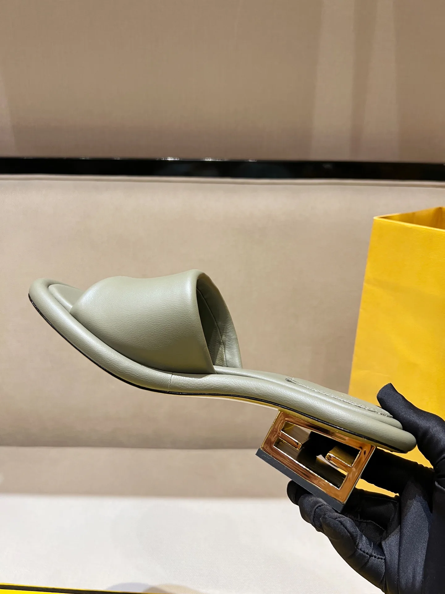 Туфли Женские Fendi 11156793