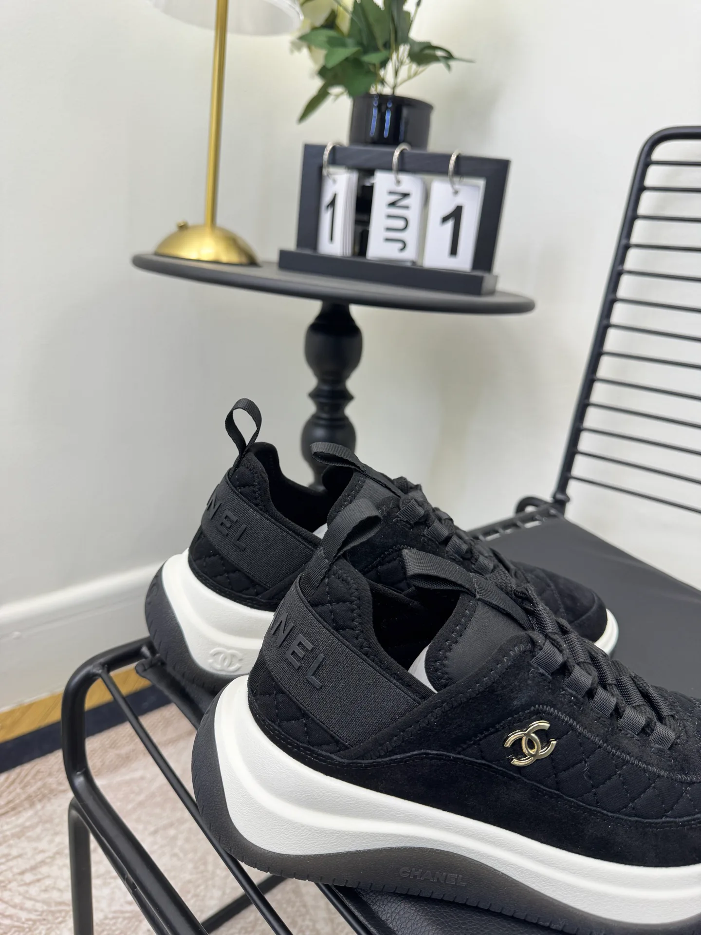 Кроссовки Женские Chanel 11494634