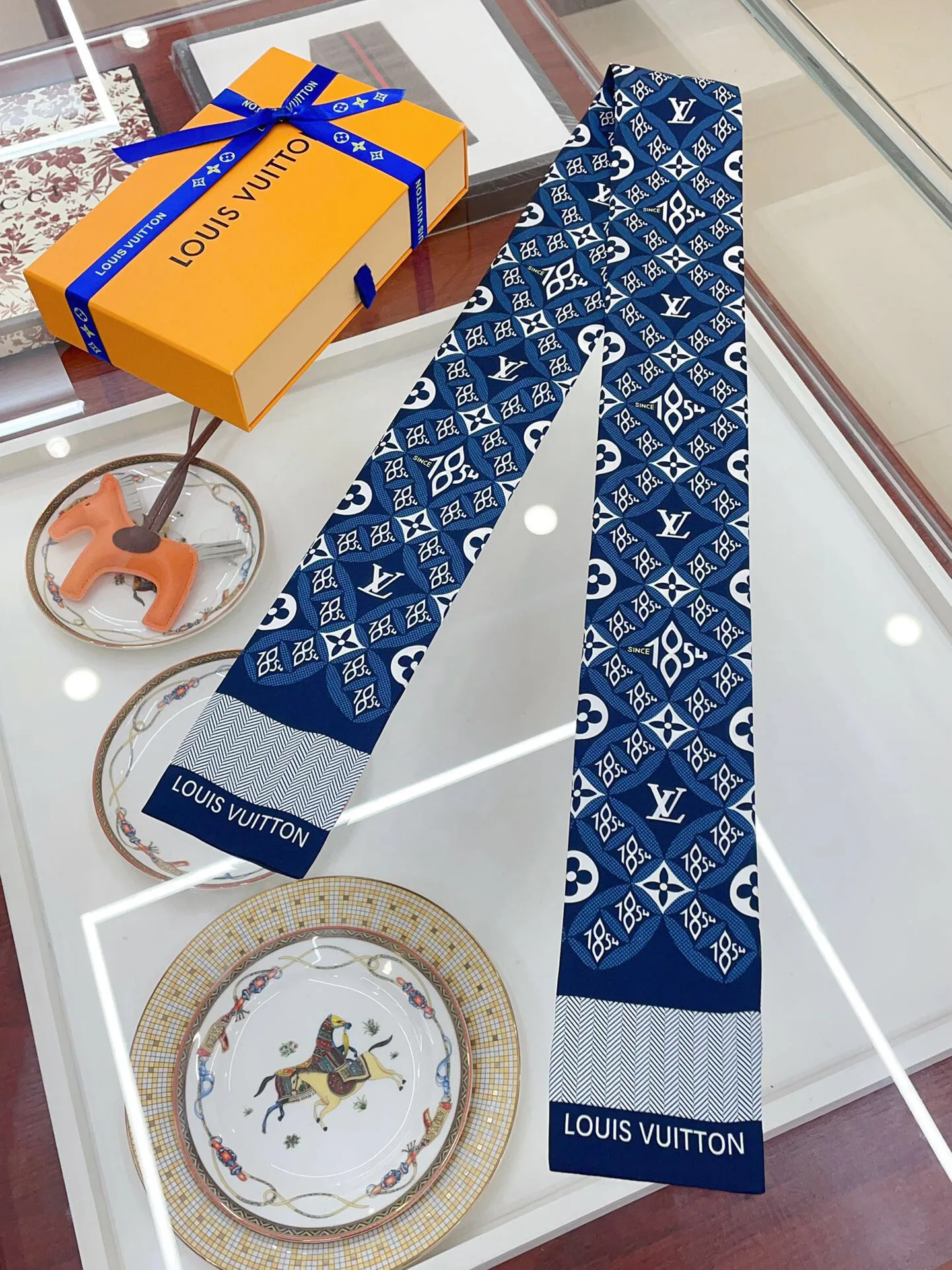 Шарфы Louis Vuitton 15379