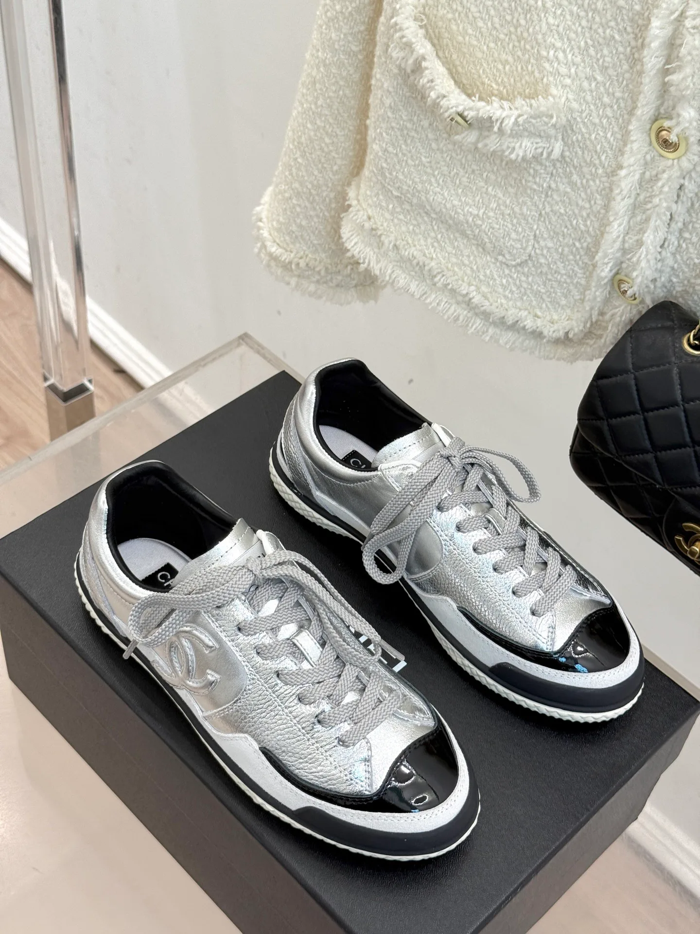 Кроссовки Женские Chanel 231659