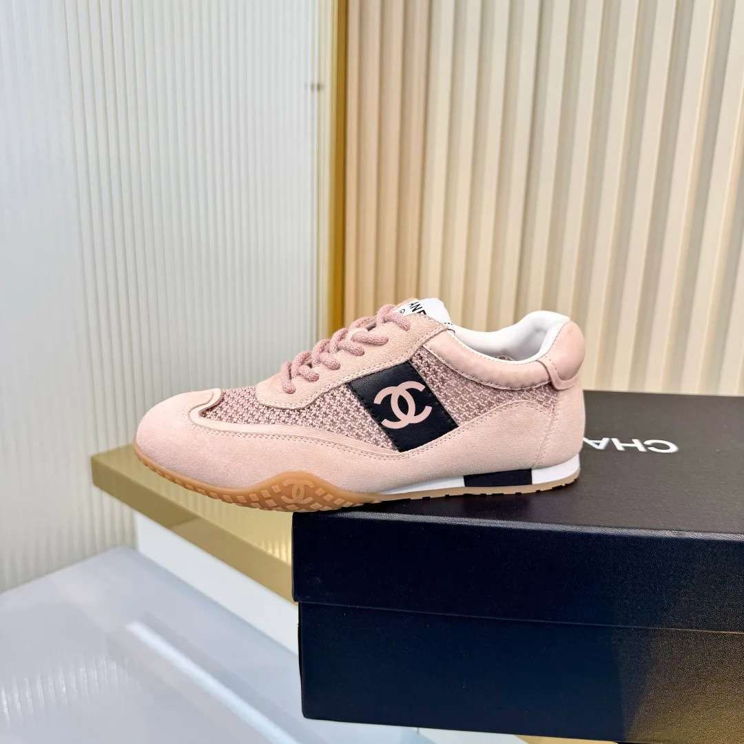 Кроссовки Женские Chanel 18366993